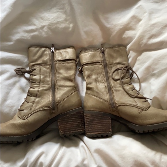 Lucky Brand | Boots - Picture 2 of 4